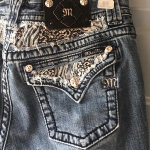 Miss Me Capri’s